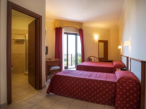 royalsgatehotel it offerta-vacanza-al-mare-in-hotel-a-rodi-garganico 010