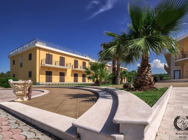 royalsgatehotel en early-booking-family-hotel-holiday-on-the-gargano 008
