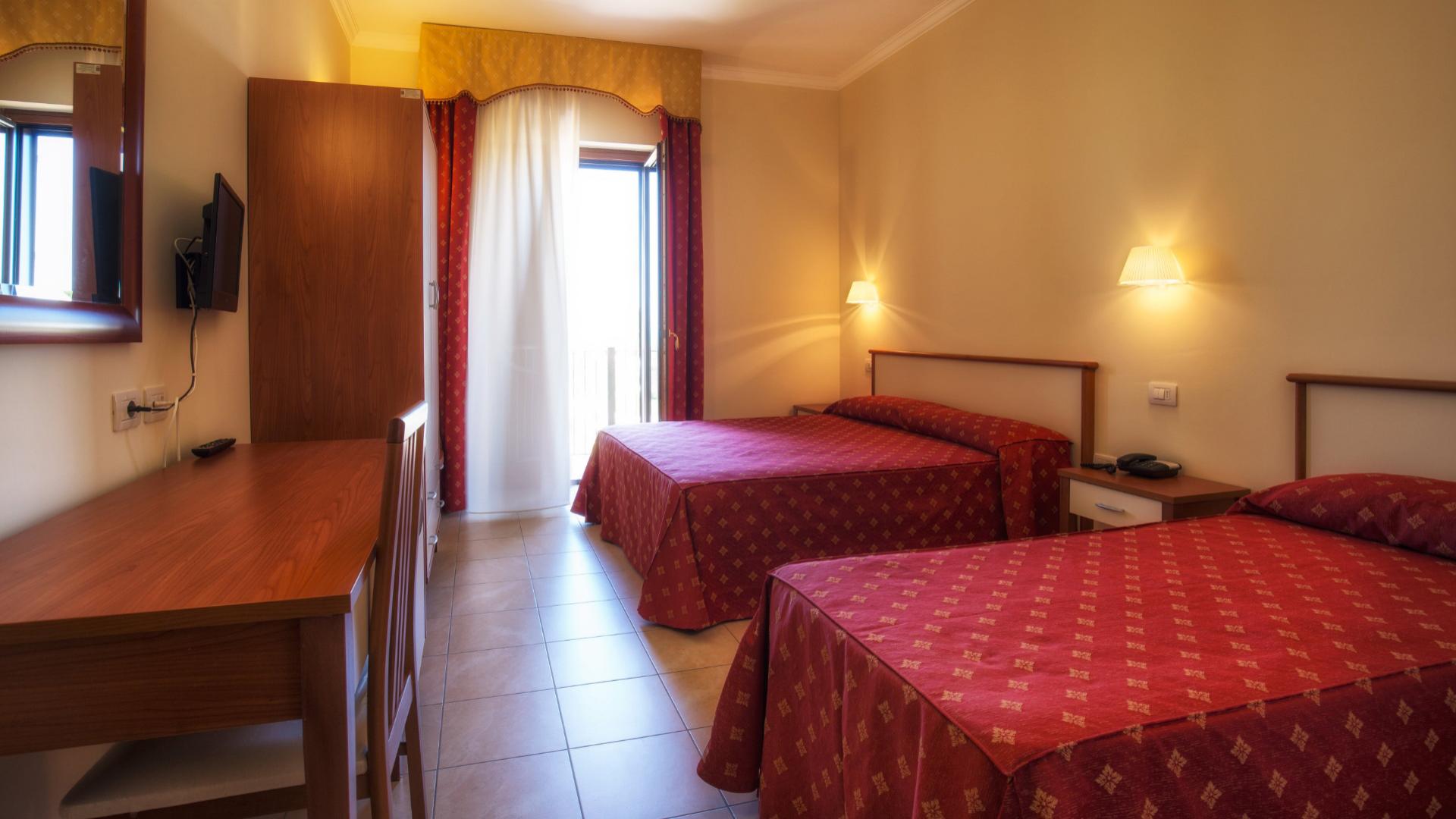 royalsgatehotel de aufenthalt-in-rodi-garganico 002
